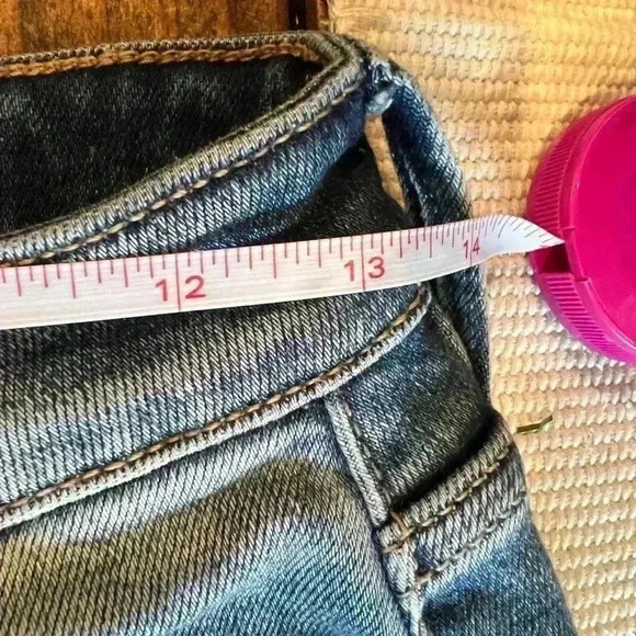 Kancan jeans size 9/28, distressed, denim, see photos, EUC - Picture 8 of 10